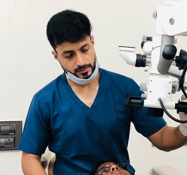 Dr Mahesh Motlani – leading Micro-Endodontist of Chhattisgarh