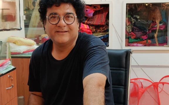 Amin Farista, the only khadi designer from Chhattisgarh